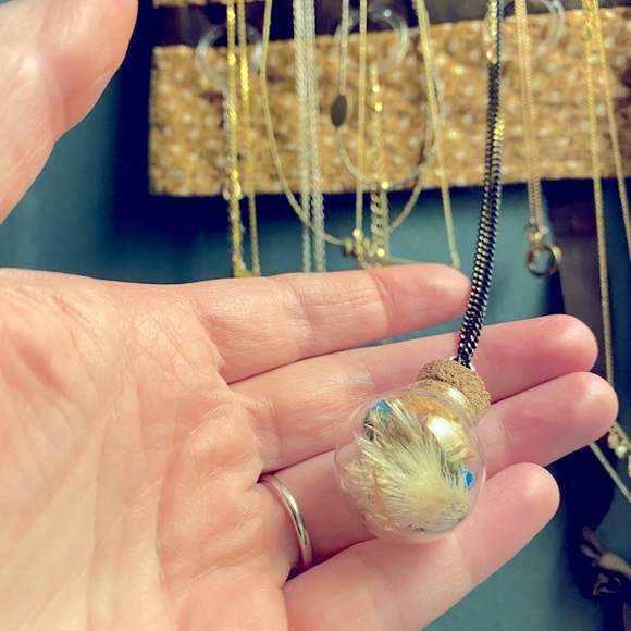 🍃🌾Nature’s whimsy long necklace glass nwt - Picture 2 of 9